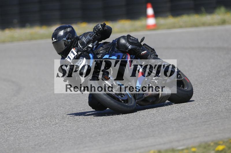 /05 07.04.2026 Cornu Master School ADR/Gruppe rot/11